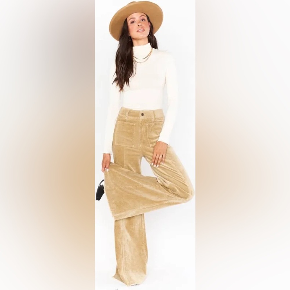 Show Me Your Mumu Ashbury
Wide Leg in Beige Corduroy Jean pants